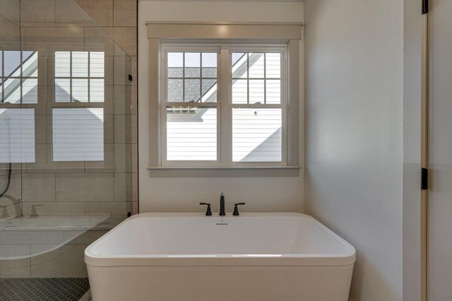 7104 Paxton Circle, Hixson, TN 37343