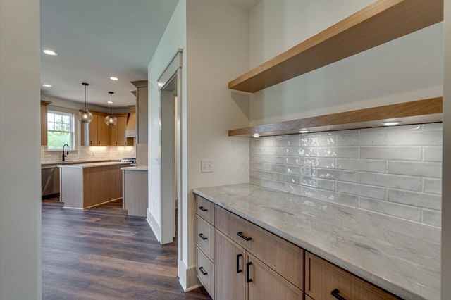 7104 Paxton Circle, Hixson, TN 37343