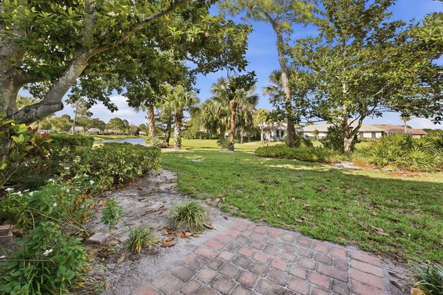 7370 Pine Creek Way, Port St. Lucie, Port St Lucie, FL 34986