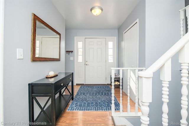 4939 Duchess Drive, Sterling Heights, MI 48310