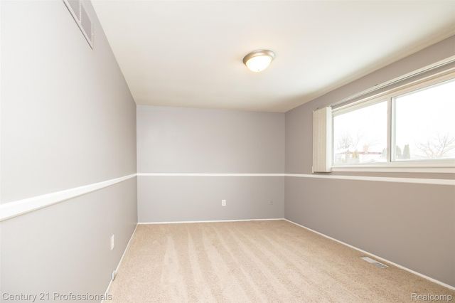 4939 Duchess Drive, Sterling Heights, MI 48310