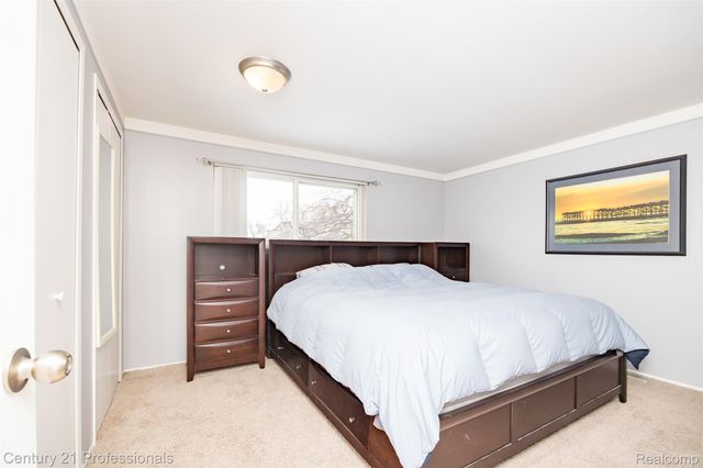 4939 Duchess Drive, Sterling Heights, MI 48310