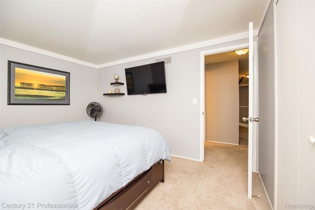 4939 Duchess Drive, Sterling Heights, MI 48310