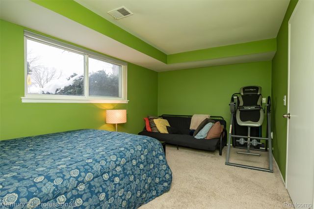 4939 Duchess Drive, Sterling Heights, MI 48310