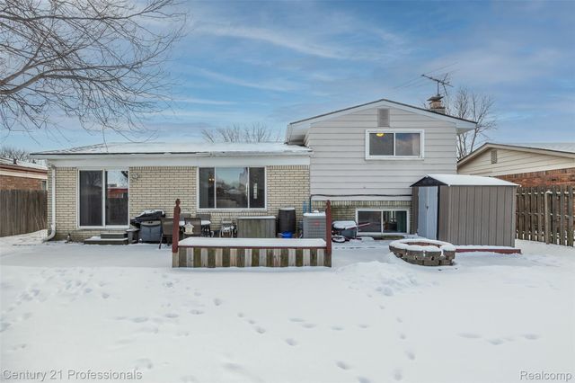 4939 Duchess Drive, Sterling Heights, MI 48310