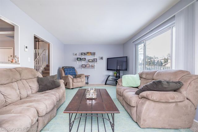 4939 Duchess Drive, Sterling Heights, MI 48310