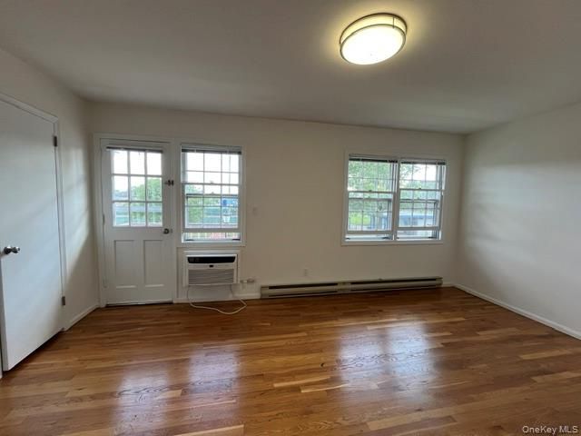 165 Manorhaven Boulevard G, Port Washington, NY 11050