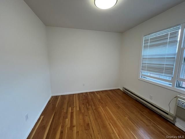 165 Manorhaven Boulevard G, Port Washington, NY 11050