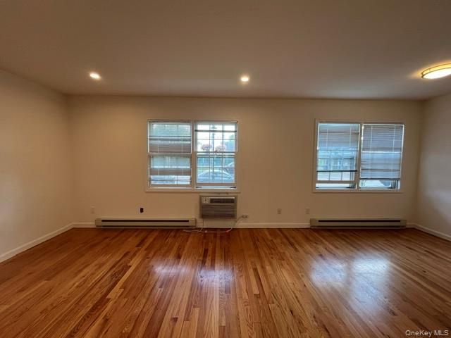 165 Manorhaven Boulevard G, Port Washington, NY 11050