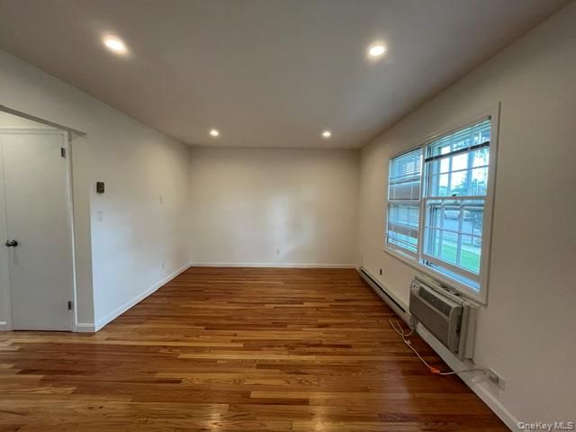 165 Manorhaven Boulevard G, Port Washington, NY 11050
