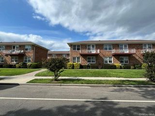 165 Manorhaven Boulevard G, Port Washington, NY 11050