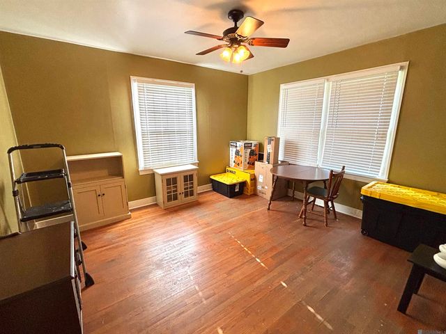 615 S Jefferson Ave, Port Allen, LA 70767