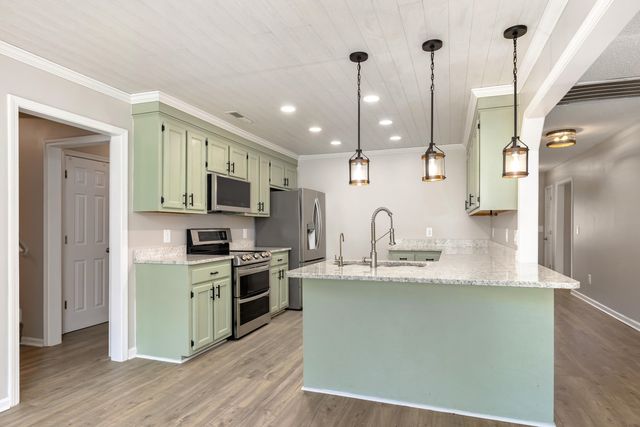 5145 Longbranch Drive, Dalzell, SC 29040