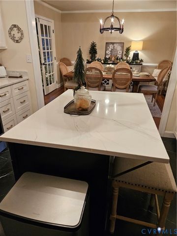 14464 Lipscomb Hill Ln, Milford, VA 22514