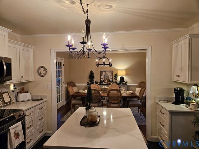 14464 Lipscomb Hill Ln, Milford, VA 22514