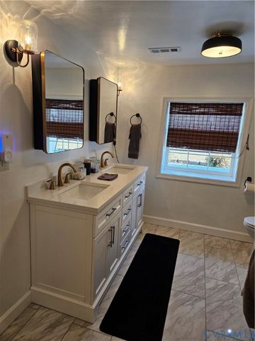 14464 Lipscomb Hill Ln, Milford, VA 22514
