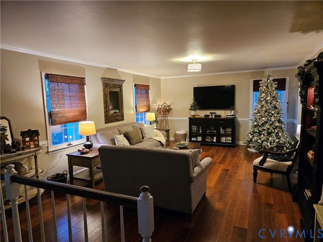 14464 Lipscomb Hill Ln, Milford, VA 22514