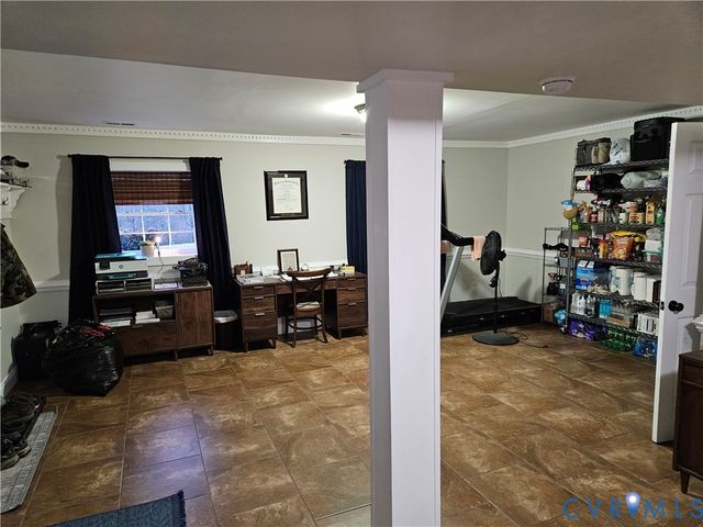 14464 Lipscomb Hill Ln, Milford, VA 22514