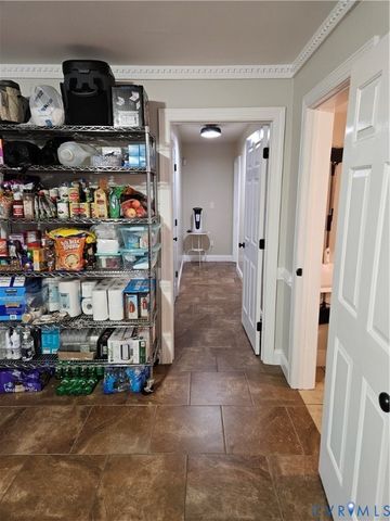14464 Lipscomb Hill Ln, Milford, VA 22514
