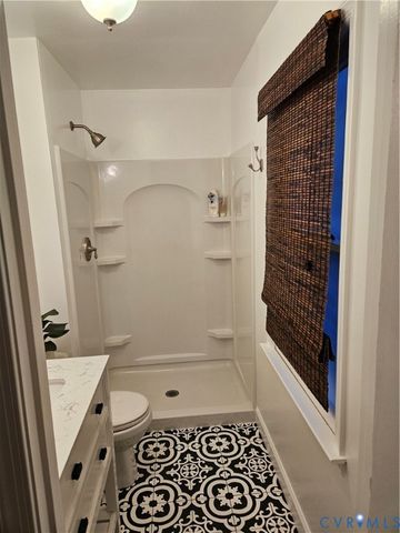 14464 Lipscomb Hill Ln, Milford, VA 22514