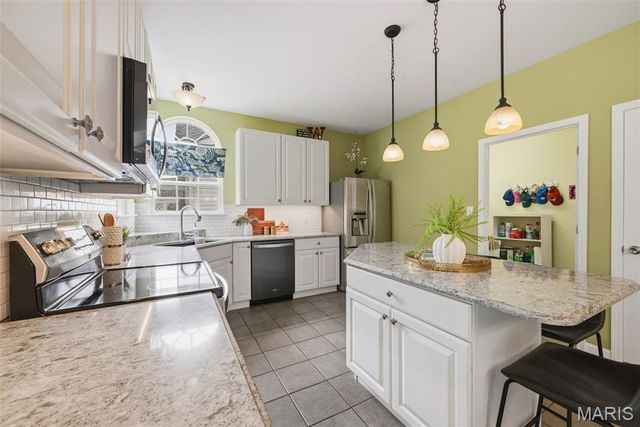 614 Whispering Willows Court, Ballwin, MO 63021