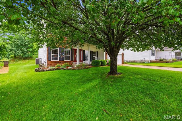 614 Whispering Willows Court, Ballwin, MO 63021