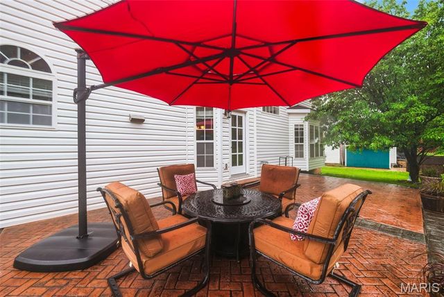 614 Whispering Willows Court, Ballwin, MO 63021