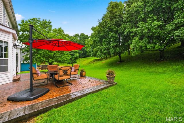 614 Whispering Willows Court, Ballwin, MO 63021