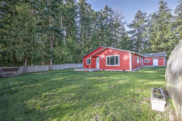 302 S Seventh Avenue, Port Hadlock, WA 98339
