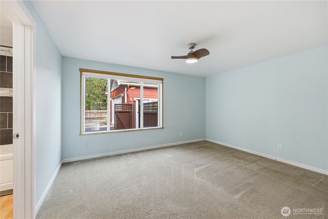 302 S Seventh Avenue, Port Hadlock, WA 98339