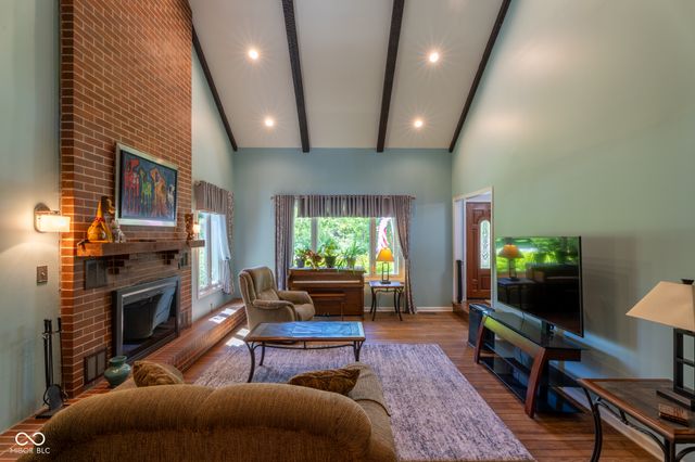 9888 Chestnut Lane, Indianapolis, IN 46239