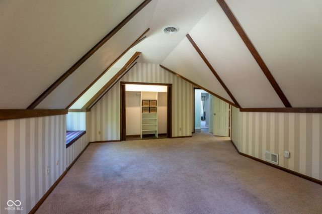 9888 Chestnut Lane, Indianapolis, IN 46239