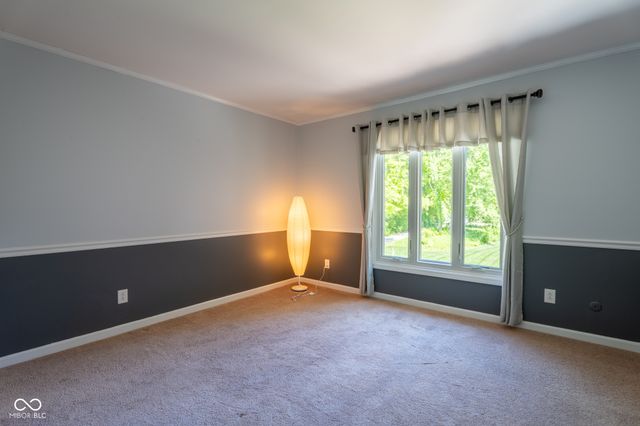 9888 Chestnut Lane, Indianapolis, IN 46239