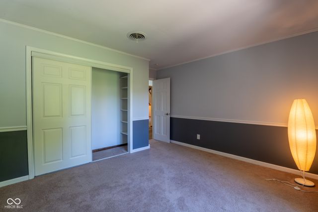 9888 Chestnut Lane, Indianapolis, IN 46239