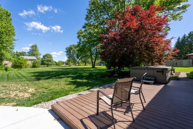 9888 Chestnut Lane, Indianapolis, IN 46239