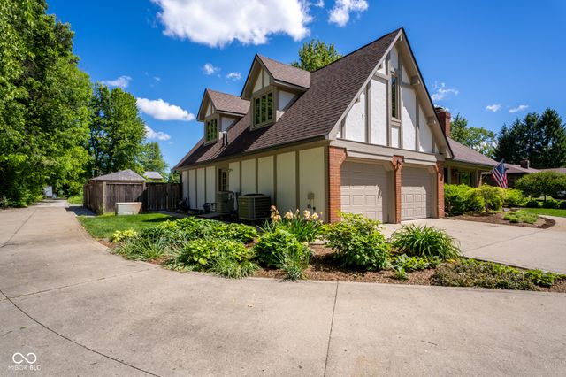 9888 Chestnut Lane, Indianapolis, IN 46239