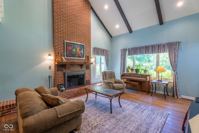 9888 Chestnut Lane, Indianapolis, IN 46239