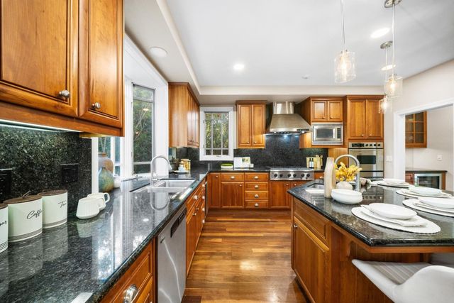 23666 Black Oak Way, Cupertino, CA 95014