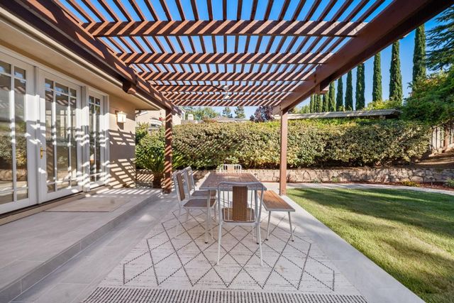 23666 Black Oak Way, Cupertino, CA 95014