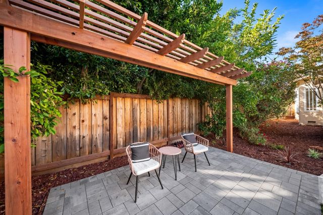 23666 Black Oak Way, Cupertino, CA 95014