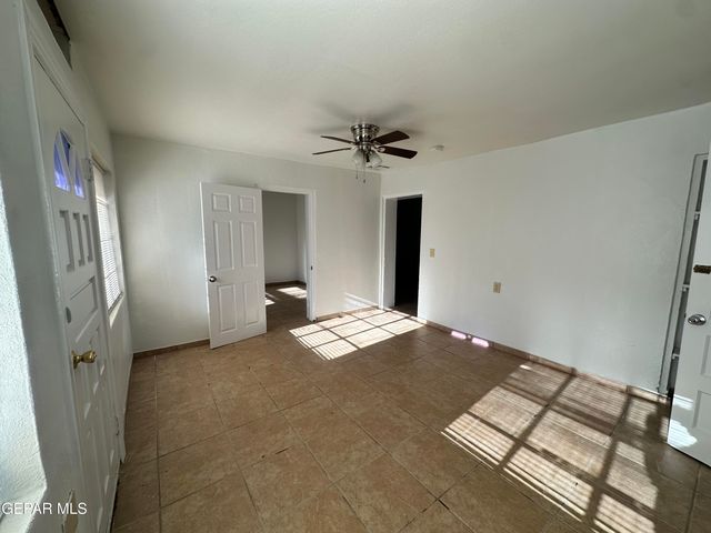 152 ELVIRA Way, El Paso, TX 79922