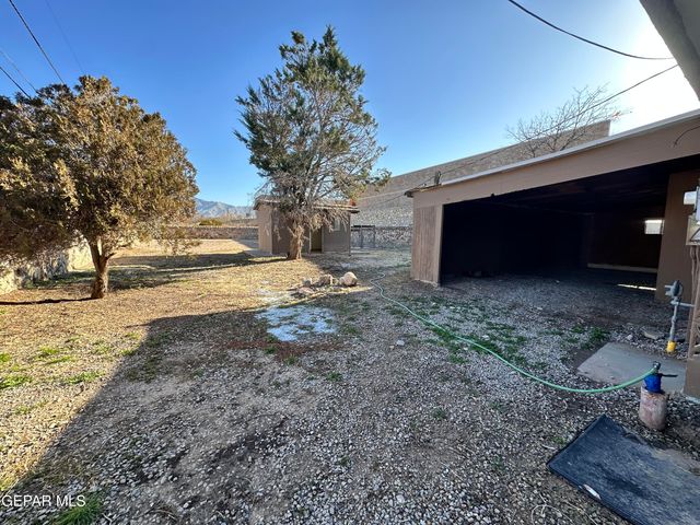 152 ELVIRA Way, El Paso, TX 79922