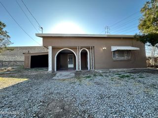 152 ELVIRA Way, El Paso, TX 79922