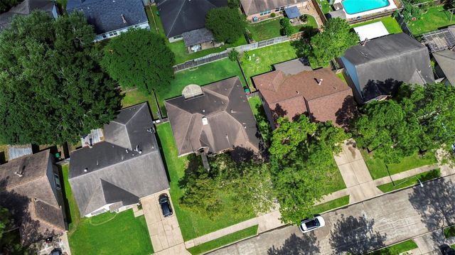 7015 Yardley Drive, Katy, TX 77494