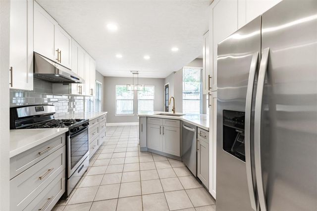 7015 Yardley Drive, Katy, TX 77494