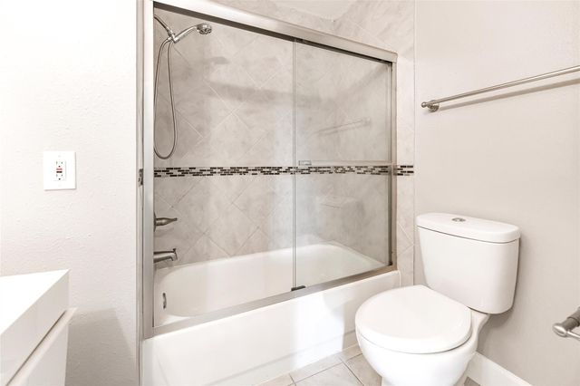 7015 Yardley Drive, Katy, TX 77494