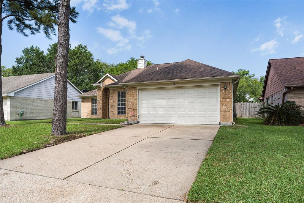 7015 Yardley Drive, Katy, TX 77494