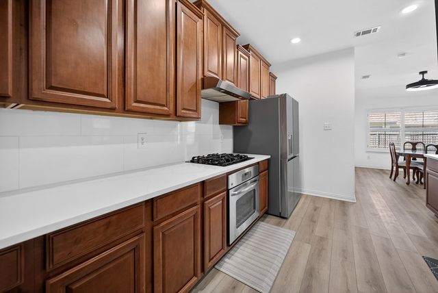 2360 Collin Drive, Grand Prairie, TX 75052