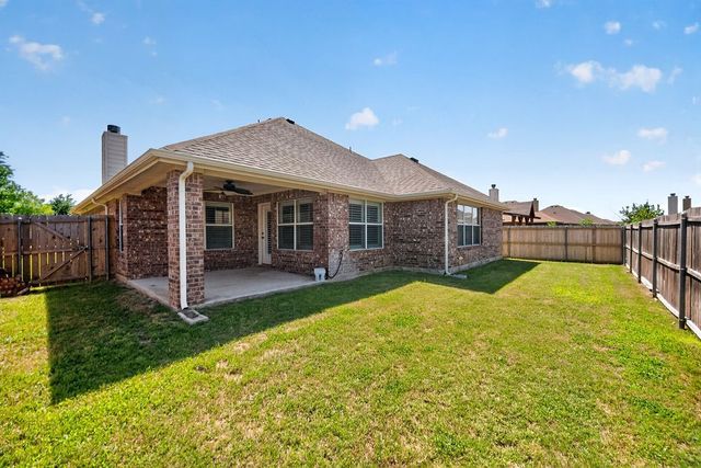 2360 Collin Drive, Grand Prairie, TX 75052