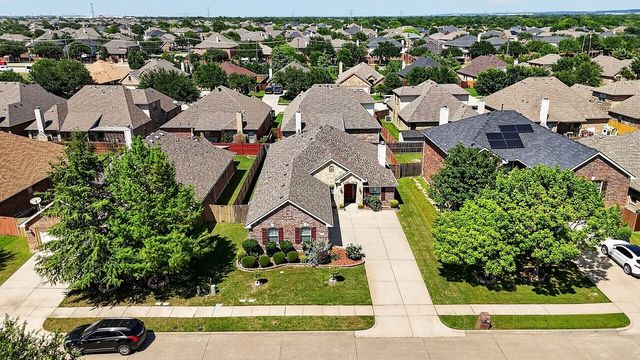 2360 Collin Drive, Grand Prairie, TX 75052